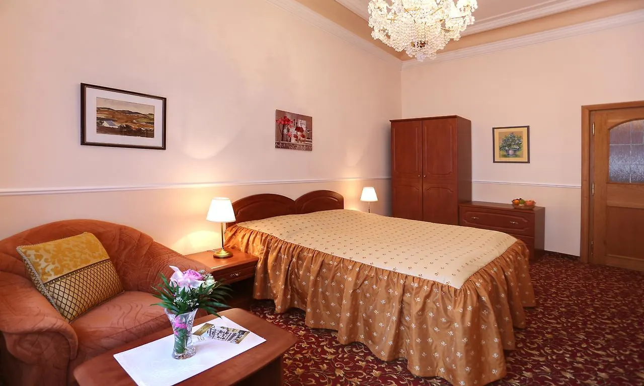 Spa Hotel Purkyne Карловы Вары